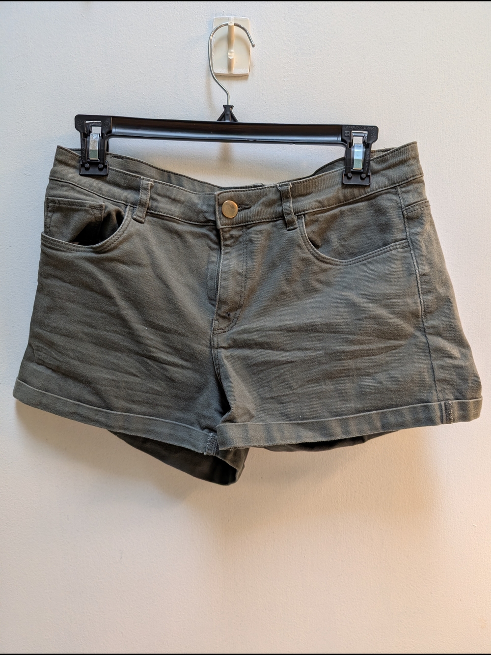 H&M Olive Green Denim-Style Women's Shorts
